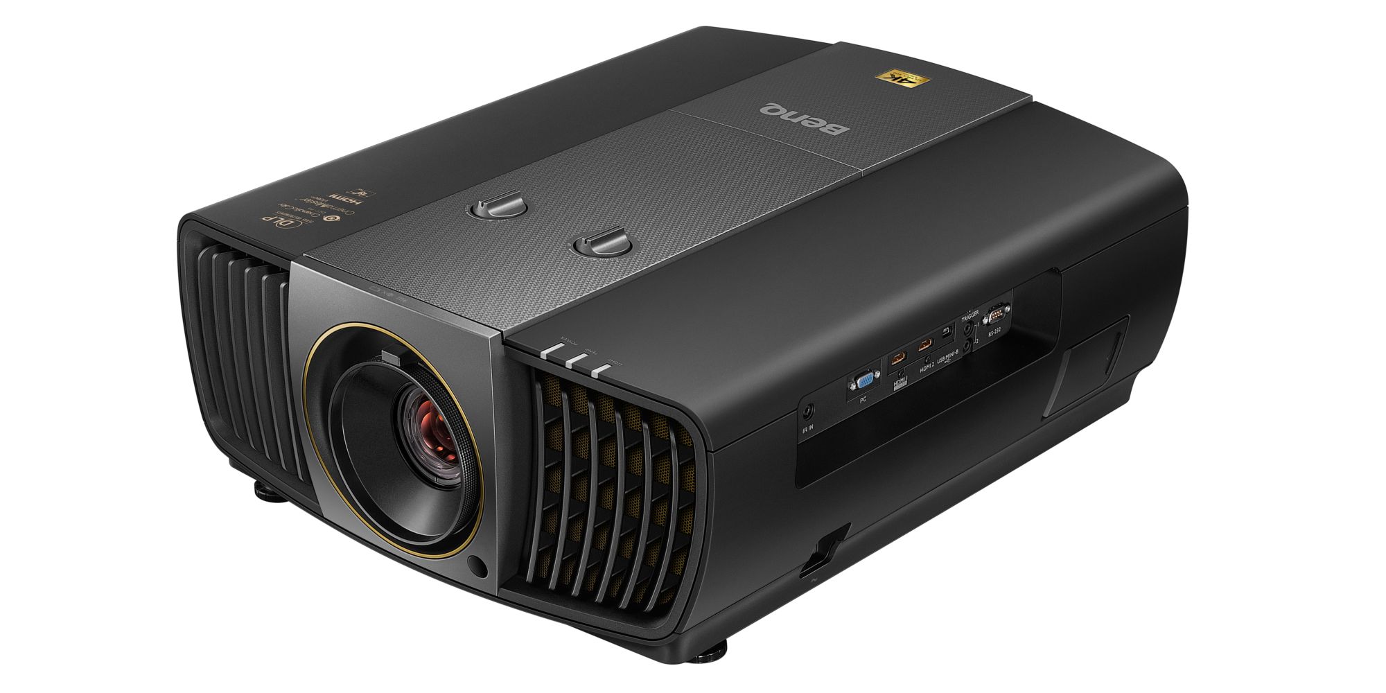 BenQ анонсировала выпуск нового 4K HDR проектора W1720