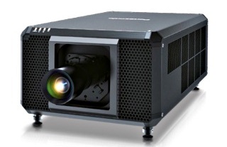 Panasonic представила компактный 4K-проектор для больших залов PT-RQ50KE